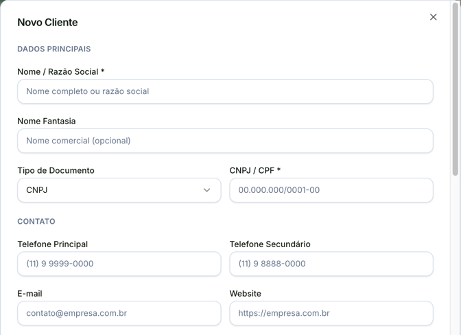 Formulário Novo Cliente com Nome / Razão Social e CNPJ / CPF marcados com asterisco, e Nome Fantasia, Tipo de Documento, telefones, e-mail e website sem asterisco